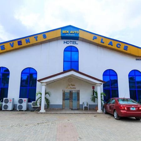 Ben Auto Hotel Лагос Экстерьер фото